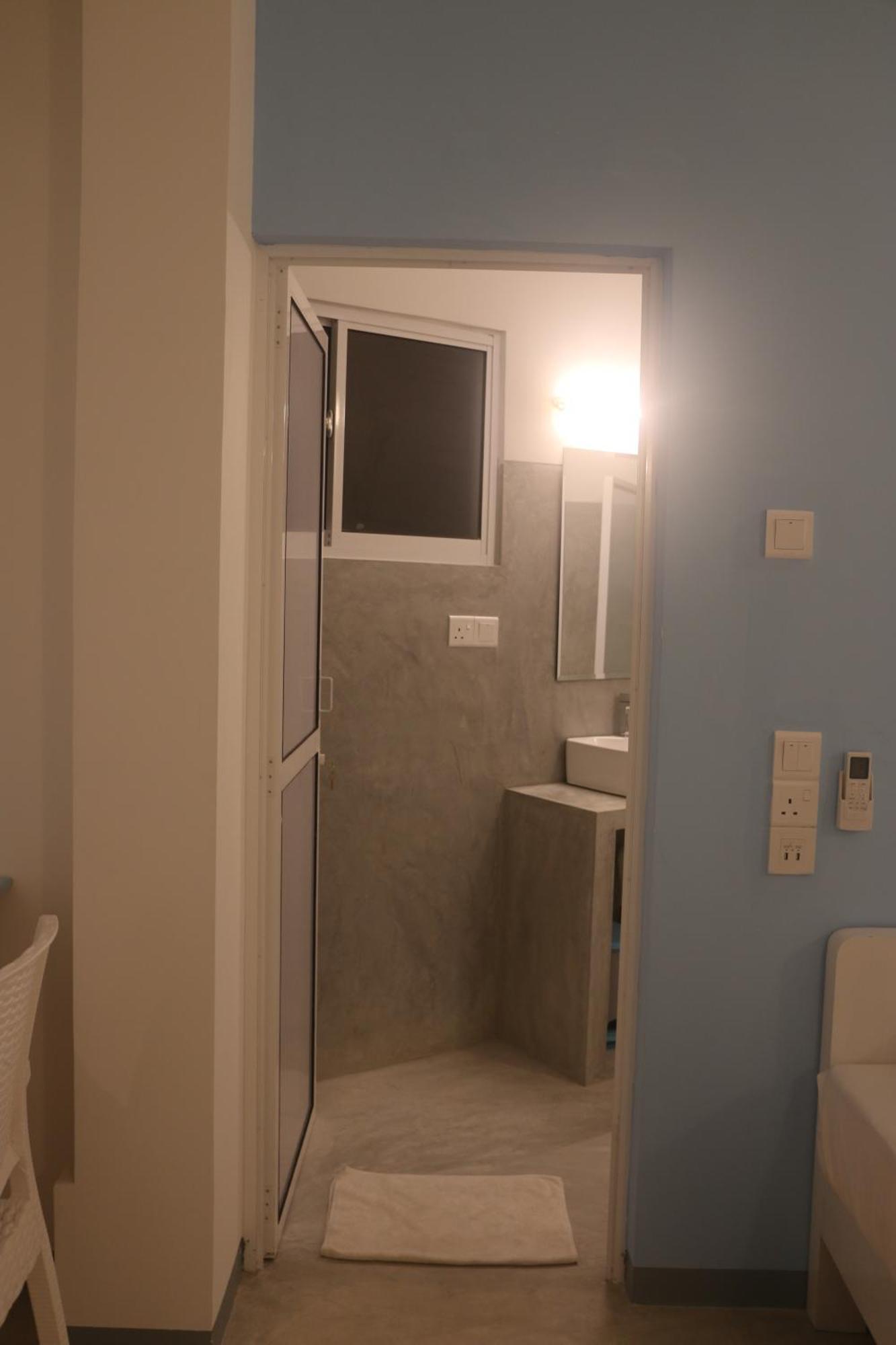 A.V.N Homestay ウナワトゥナ エクステリア 写真