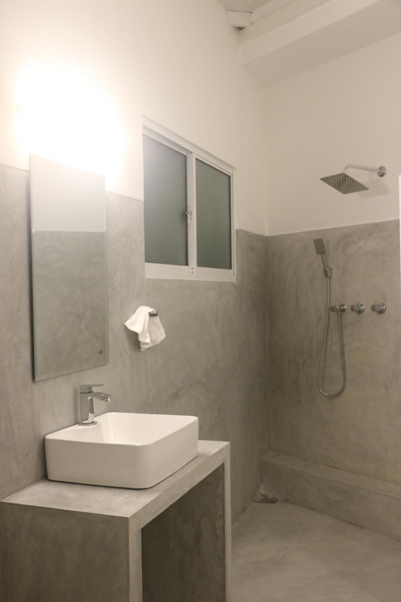 A.V.N Homestay ウナワトゥナ エクステリア 写真