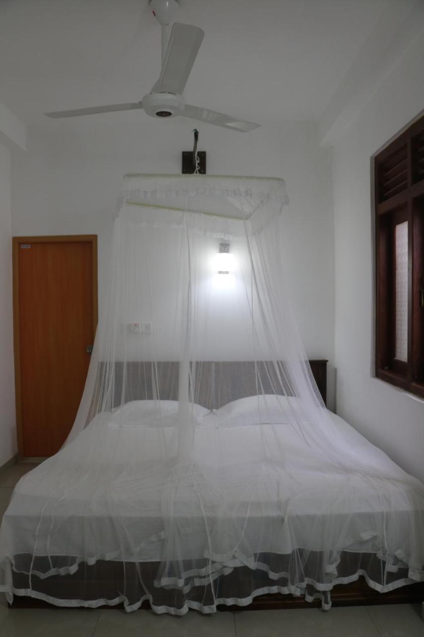 A.V.N Homestay ウナワトゥナ エクステリア 写真